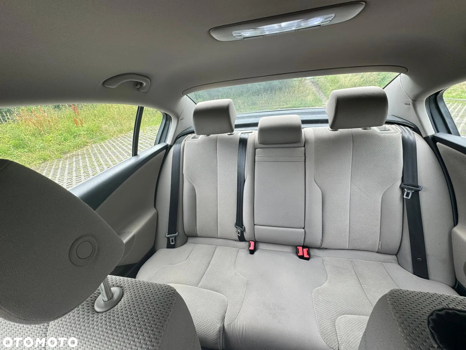 Volkswagen Passat 2.0 FSI Comfortline - 15