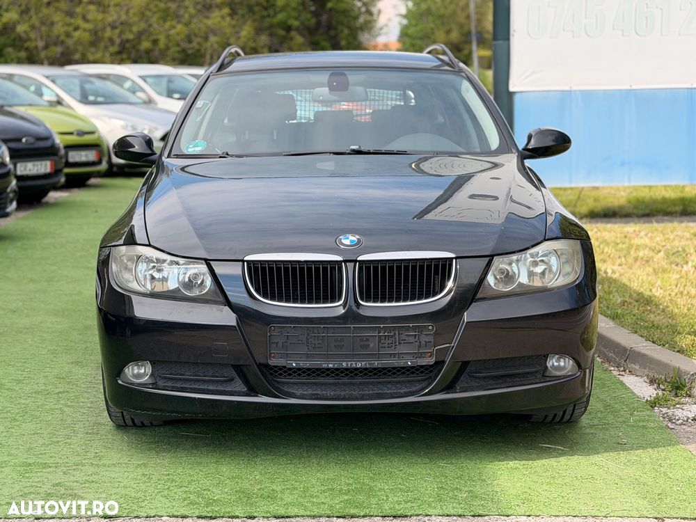 BMW Seria 3 320i - 15