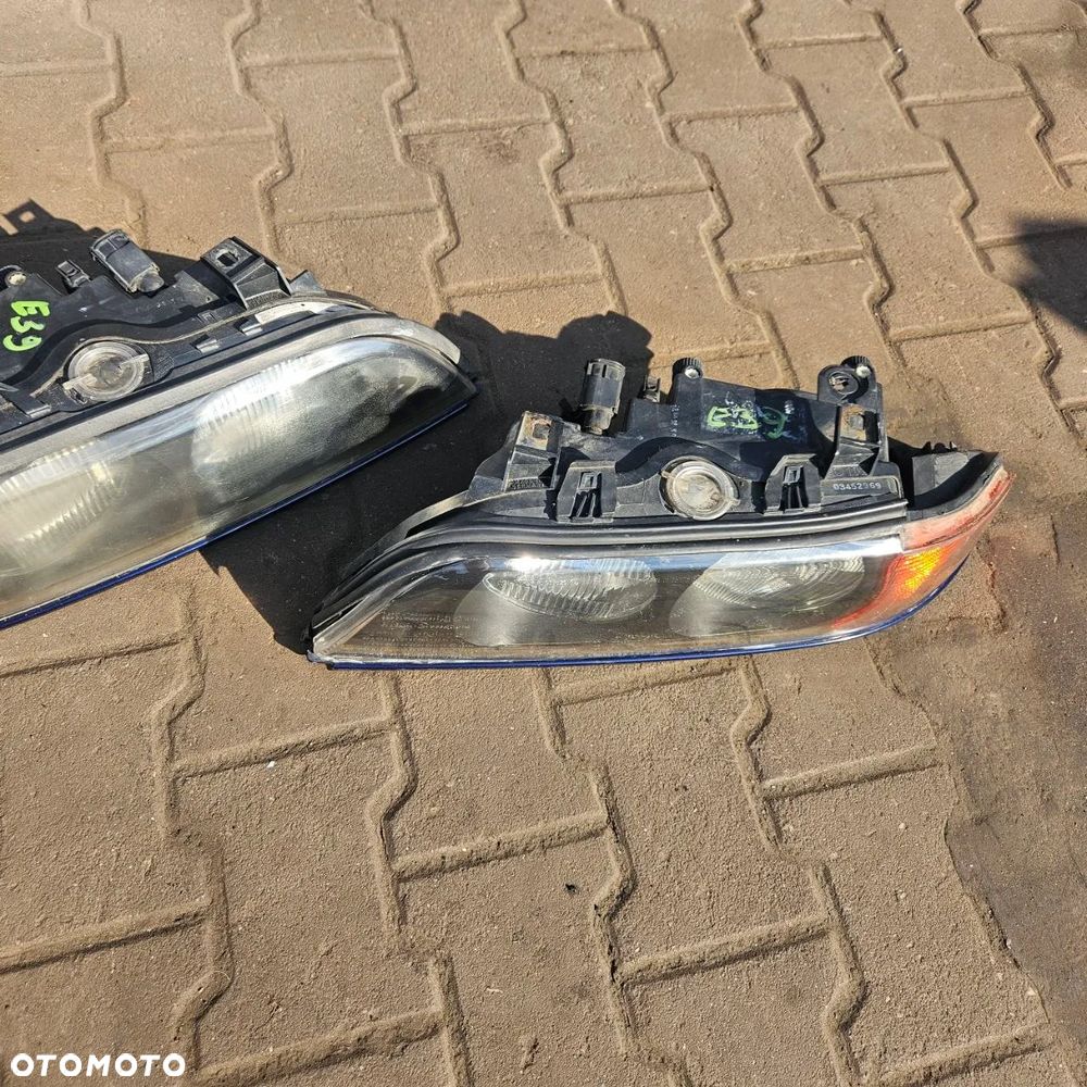 Lampa przednia / Lampy przednie / przód prawa lewa /  BMW E39 - 4