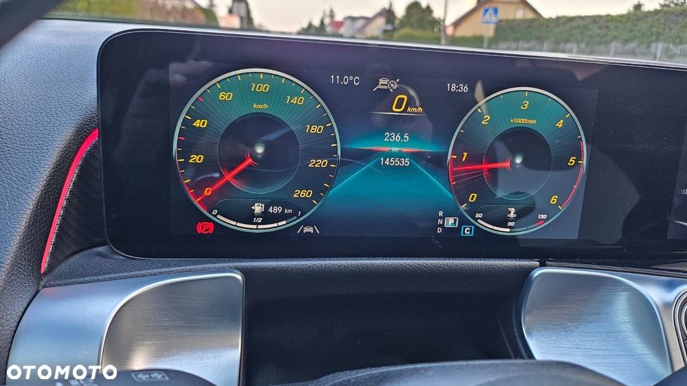 Mercedes-Benz GLB 200 d AMG Line 8G-DCT - 33