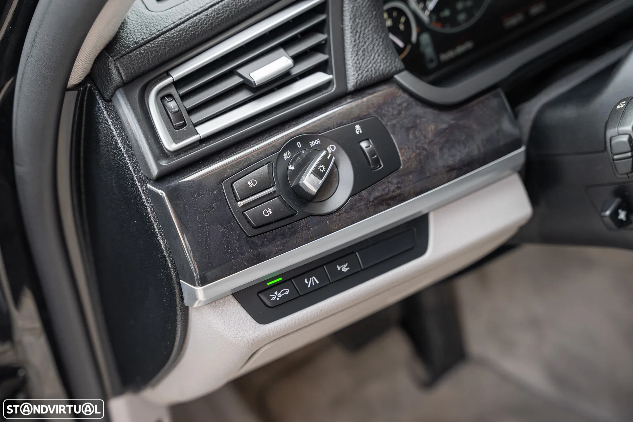 BMW 750 Li - 17