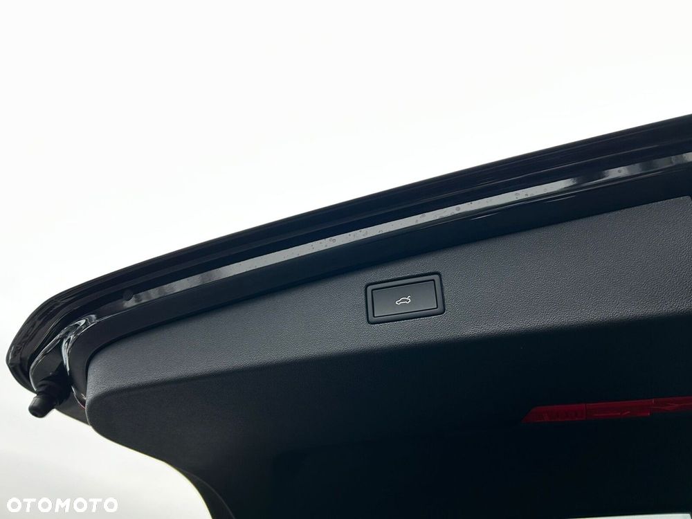 Volkswagen Tiguan - 20