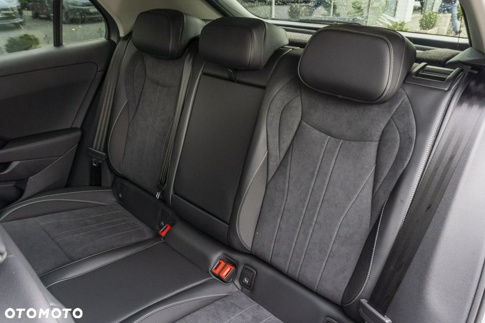 Volkswagen T-Roc - 16