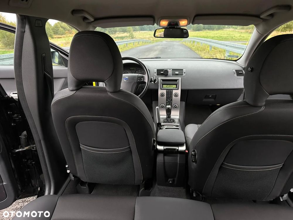 Volvo V50 1.6D - 17