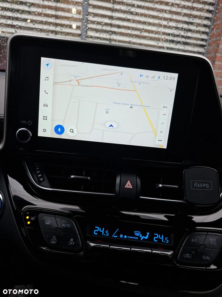 Toyota C-HR - 34