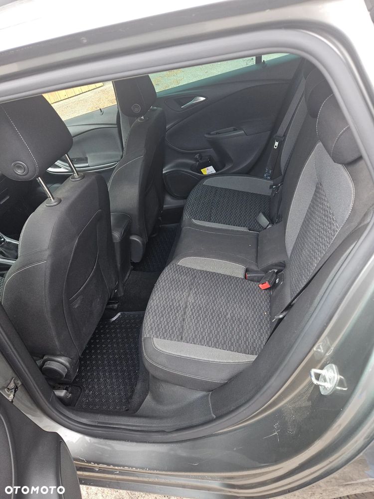 Opel Astra 1.5 CDTI 2020 S&S - 11