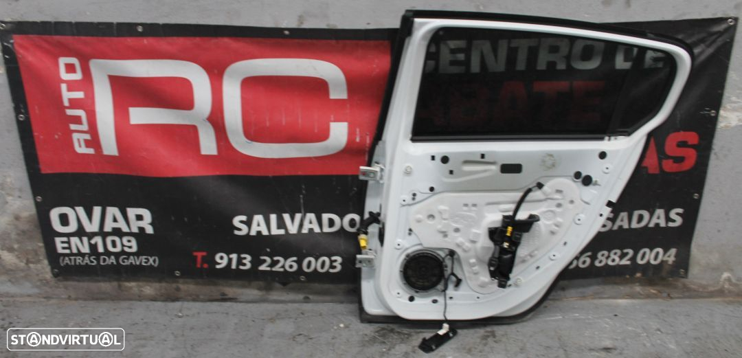 Porta de Trás do Lado Direito Peugeot 308 de 2018 - 2