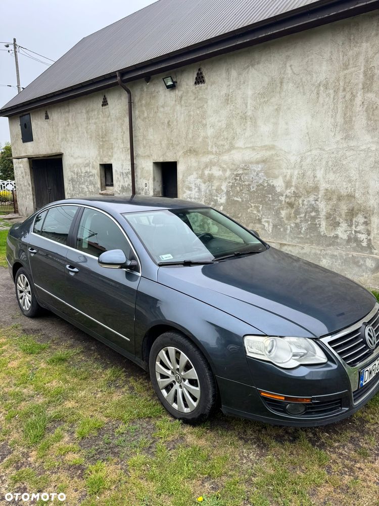 Volkswagen Passat 1.9 TDI Sportline - 6