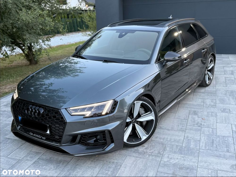 Audi RS4 Avant 2.9 TFSI Quattro Tiptr - 5