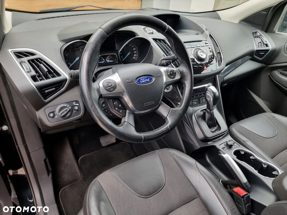 Ford Kuga 1.6 EcoBoost 4WD Titanium - 9