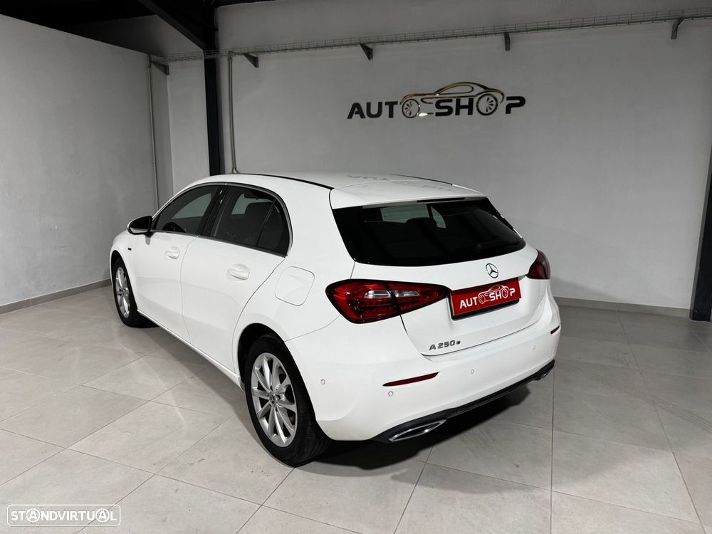 Mercedes-Benz A 250 - 13