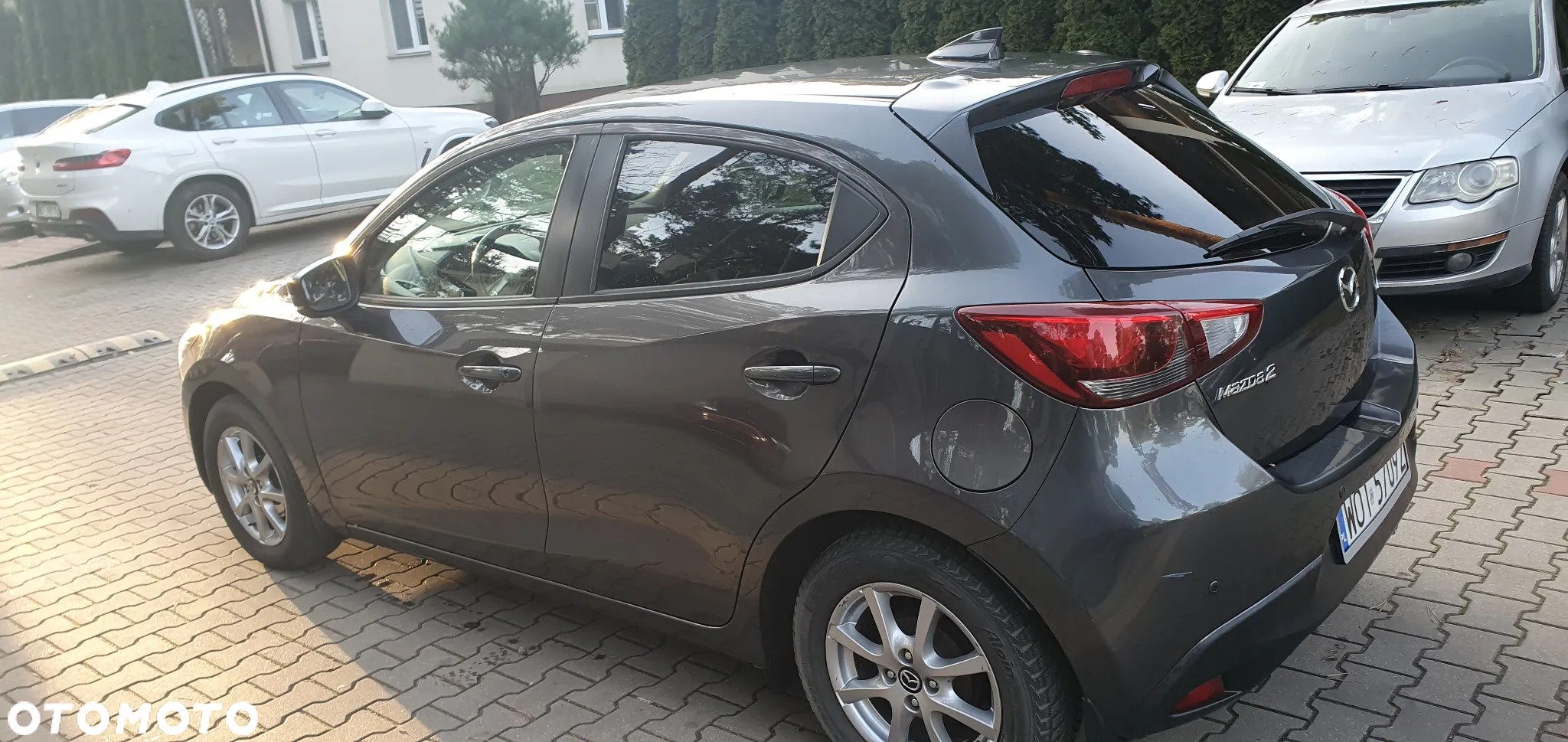 Mazda 2 - 3