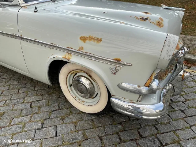 Ford Crestline - 16