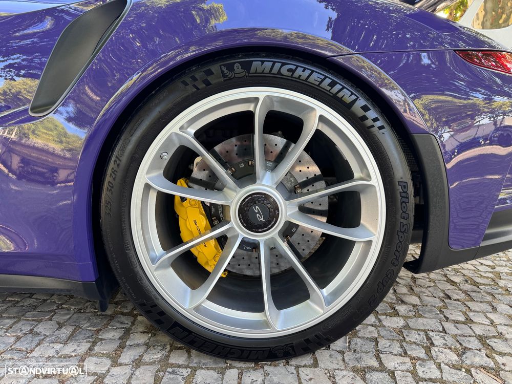 Porsche 911 (991) GT3 RS - 11