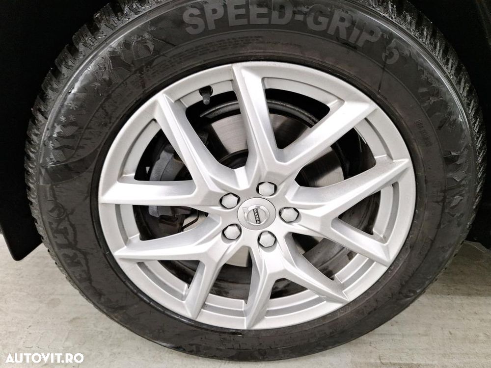 Volvo XC 60 D3 Momentum Pro - 14