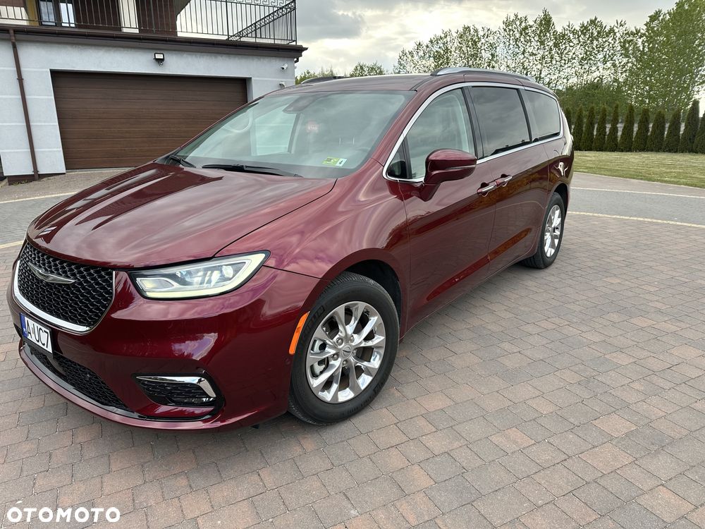 Chrysler Pacifica - 3