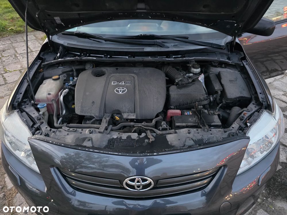 Toyota Corolla 1.4 D-4D Premium - 2