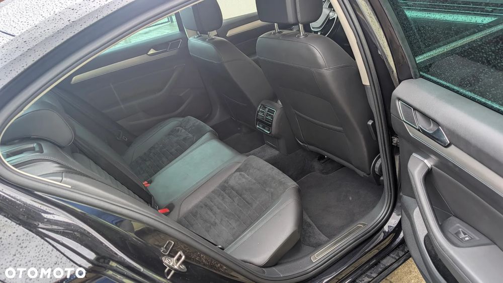 Volkswagen Passat 2.0 TDI BMT Highline DSG - 10