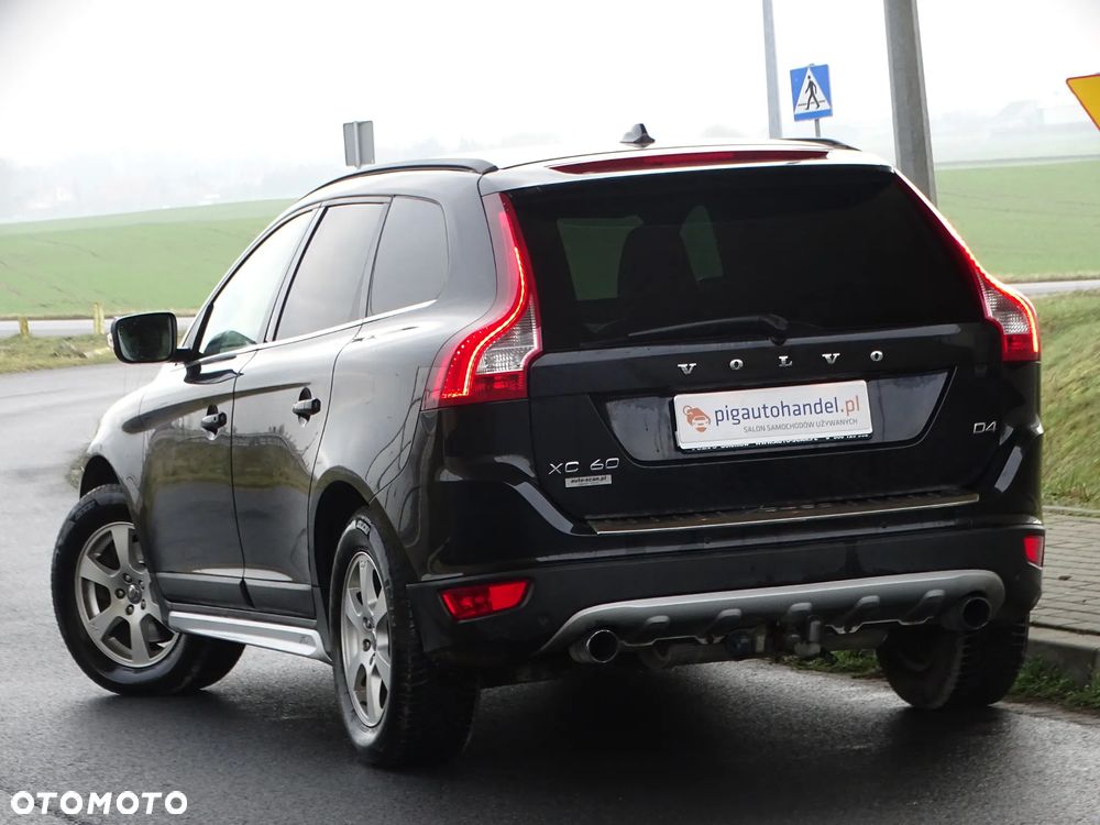 Volvo XC 60 D4 Momentum - 3