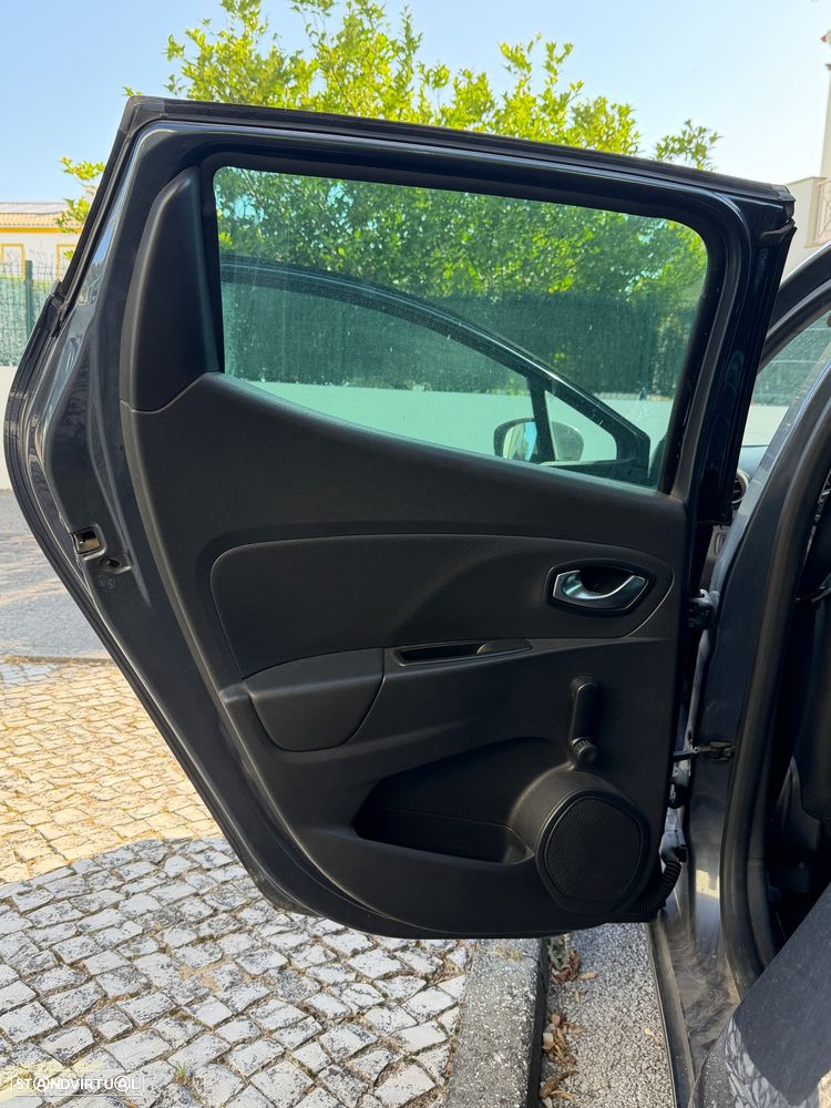 Renault Clio Cargo ENERGY dCi 75 Base - 20