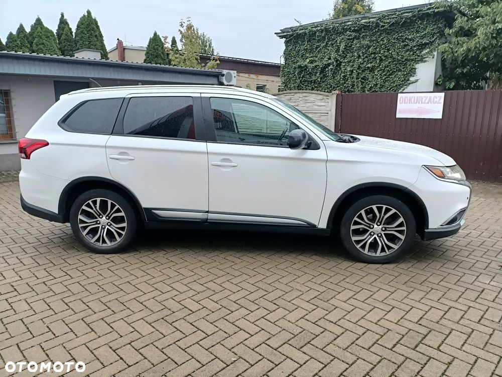 Mitsubishi Outlander - 7