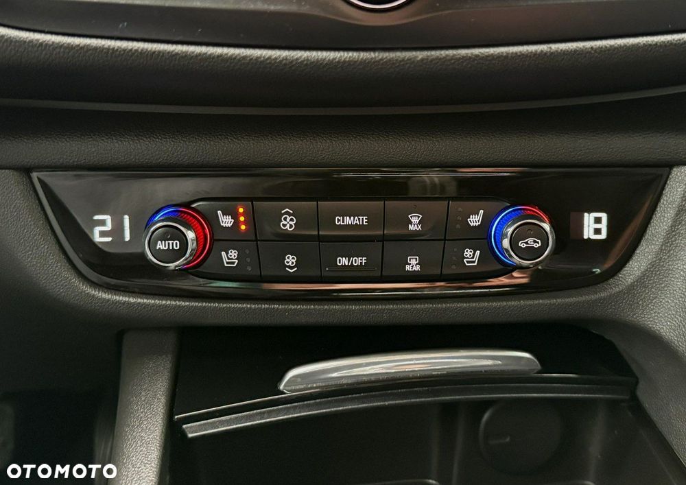 Opel Insignia Sports Tourer 2.0 Diesel Ultimate Exclusive - 28