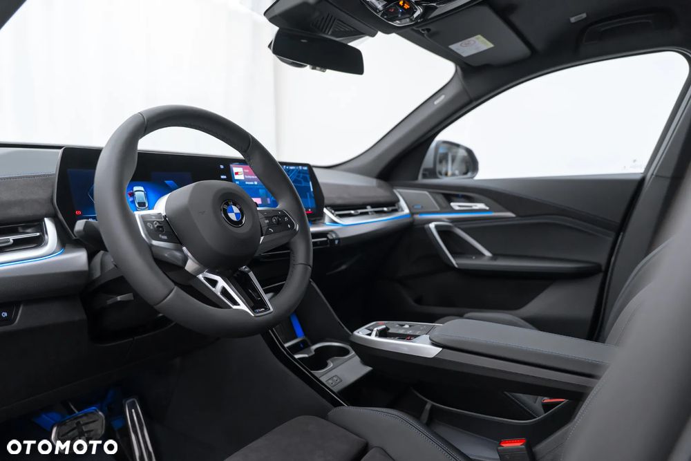 BMW X2 - 23