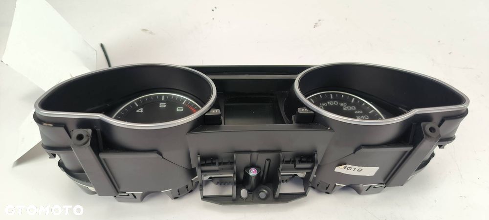 LICZNIK ZEGAR AUDI A5 8T0920932L - 3