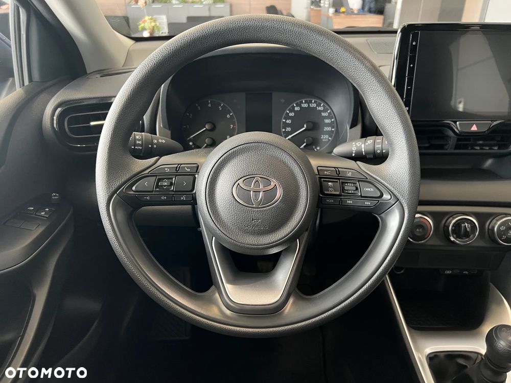 Toyota Yaris 1.5 Active - 11
