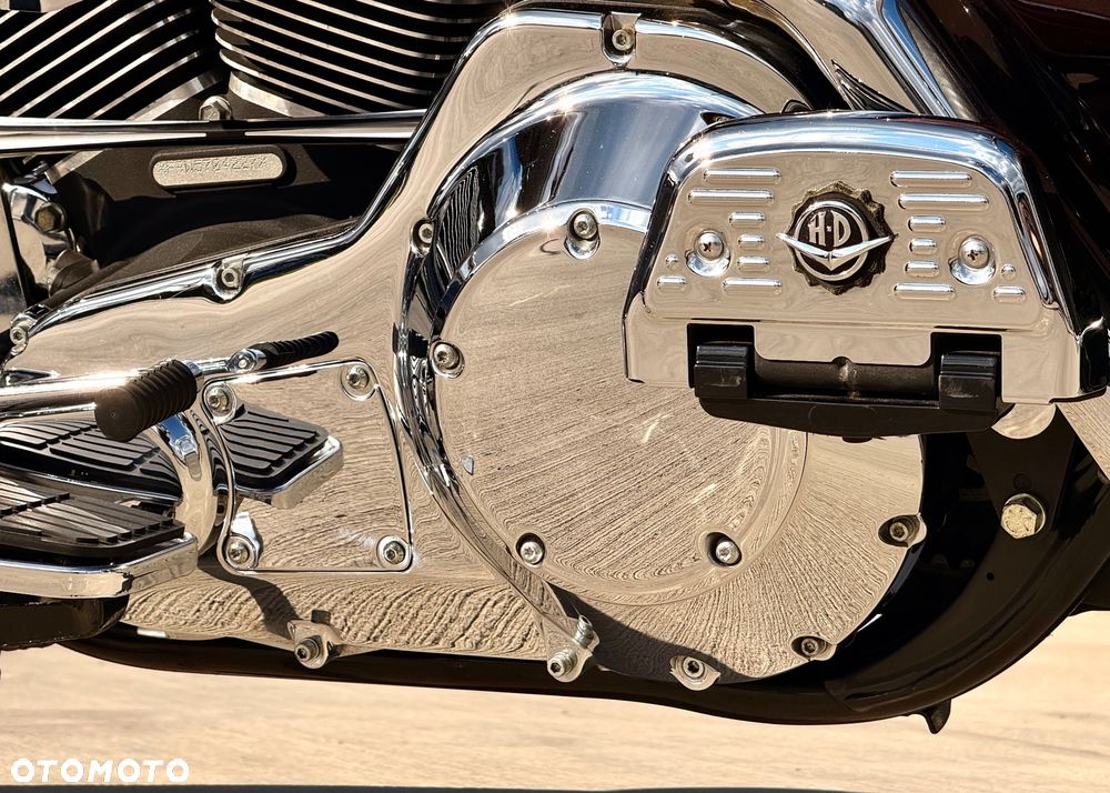 Harley-Davidson Touring Road King - 38