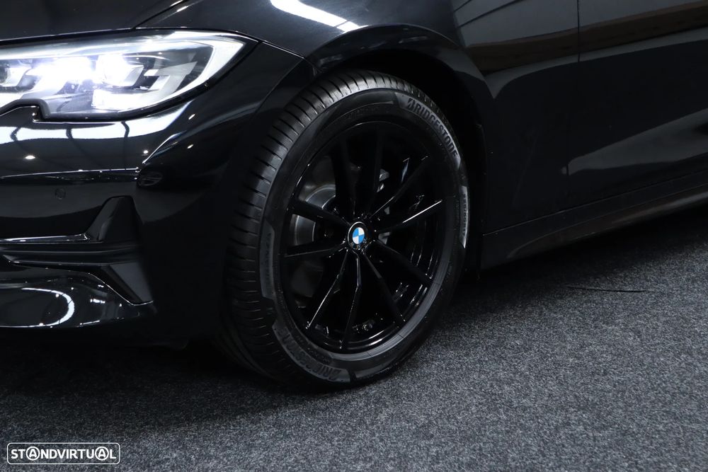 BMW 318 d Auto - 4