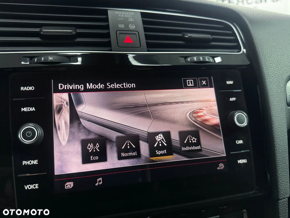 Volkswagen Golf 2.0 TSI BMT GTI Performance DSG - 37