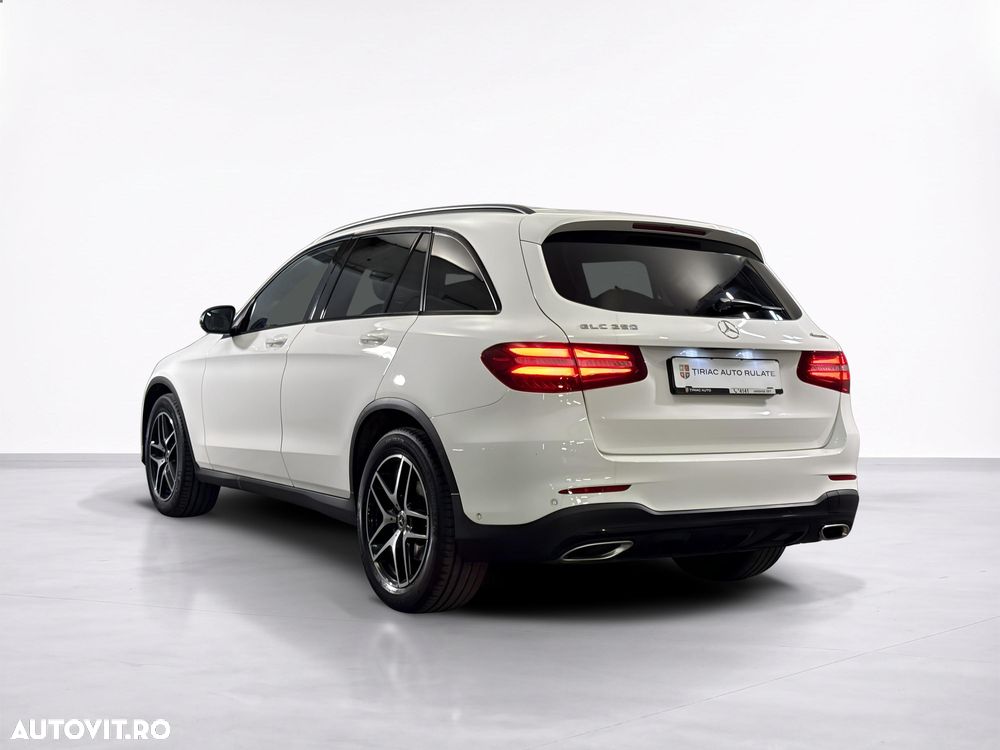 Mercedes-Benz GLC 250 4MATIC - 4