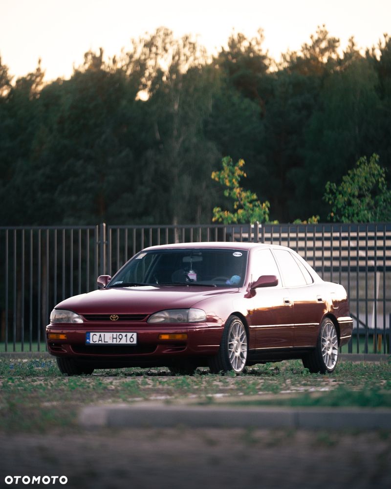 Toyota Camry - 1