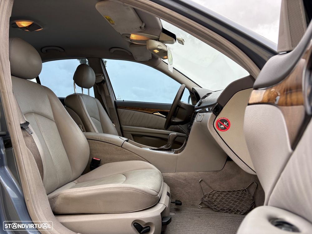 Mercedes-Benz E 220 CDI Auto Avantgarde - 12