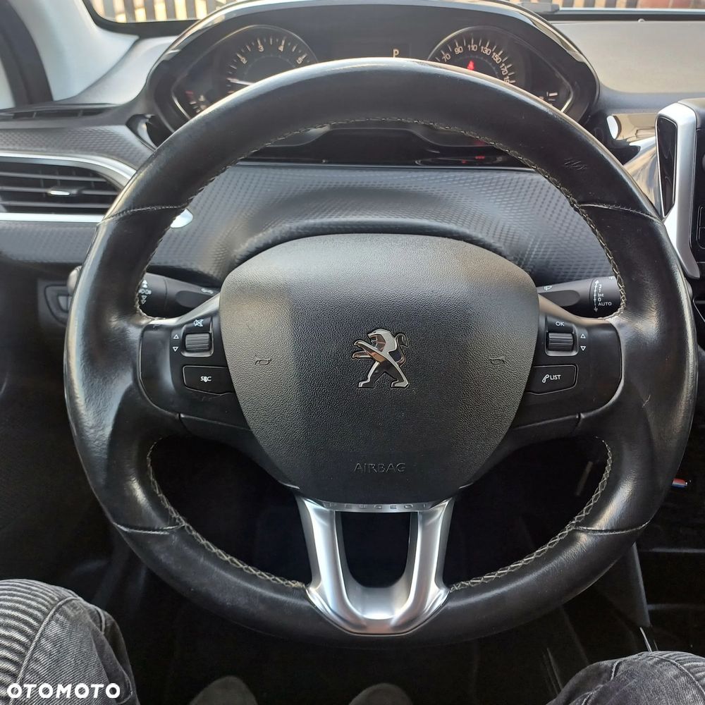 Peugeot 2008 - 15