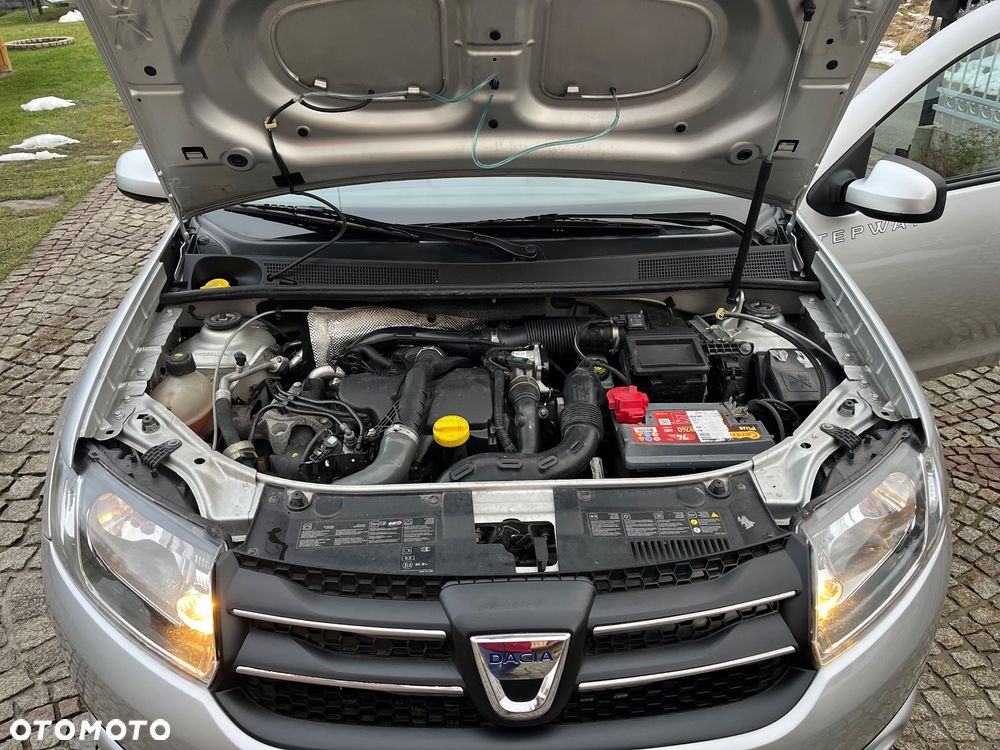 Dacia Sandero dCi 90 S&S Celebration - 14