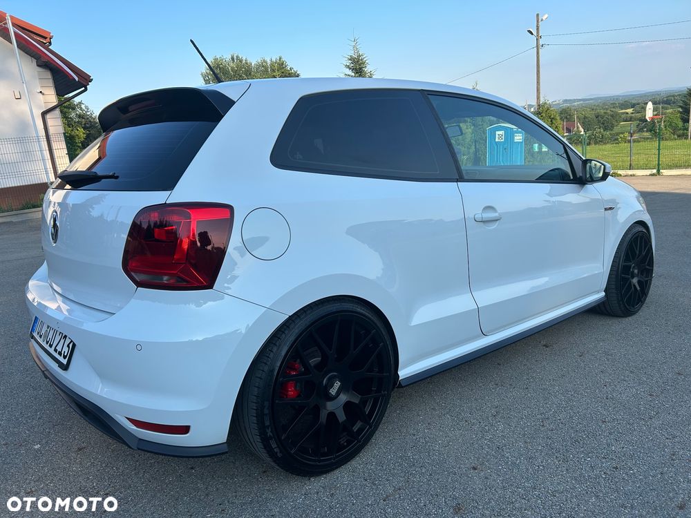 Volkswagen Polo - 7
