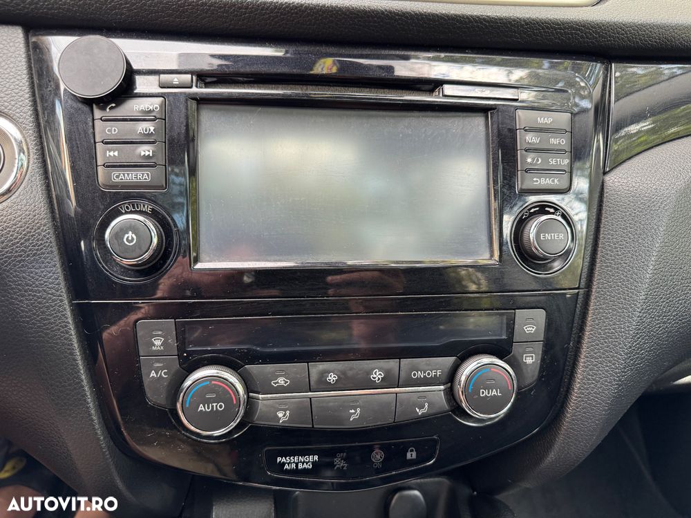 Nissan Qashqai 1.5 DCI Start/Stop Tekna - 17