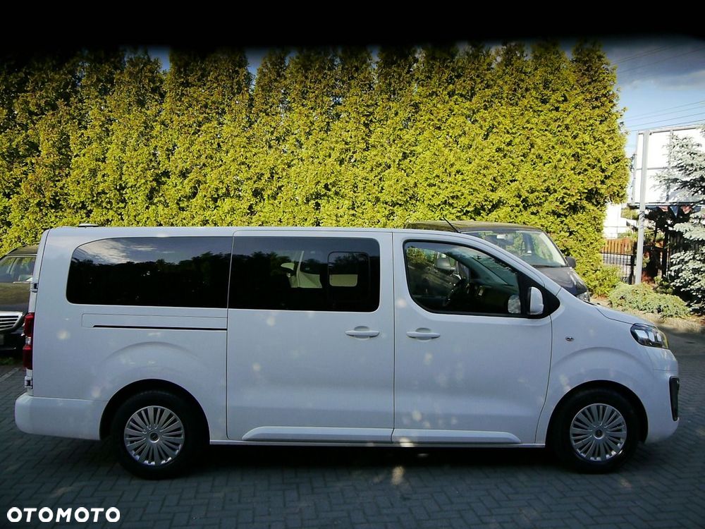 Opel Vivaro - 11