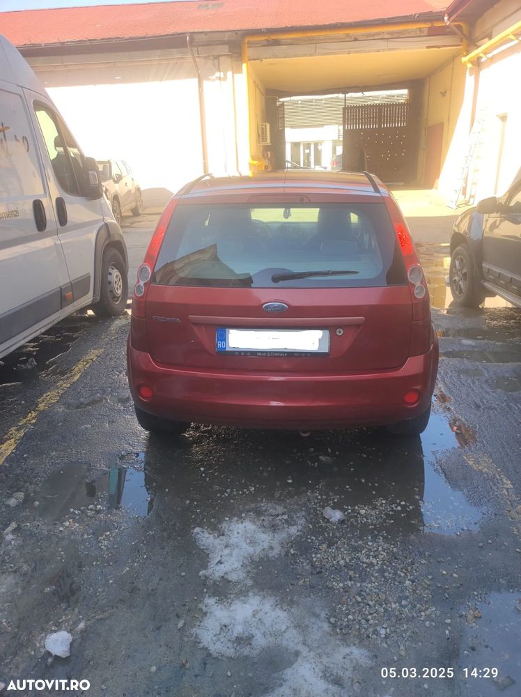 Ford Fiesta - 4