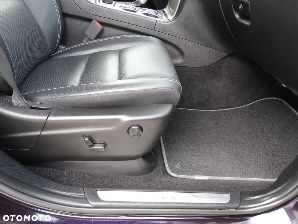 Jeep Grand Cherokee 3.6 V6 Pentastar 4WD Automatik Overland - 16