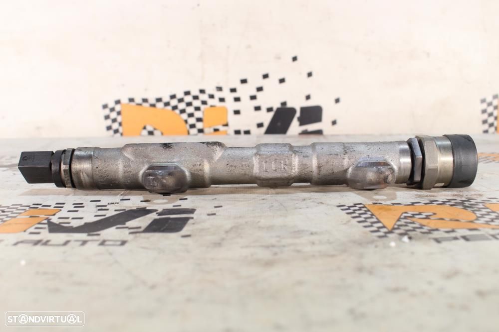 Régua / Rail De Injeção Bmw 1 (F20)  13538511629 / 8511629 / 044521302 - 3