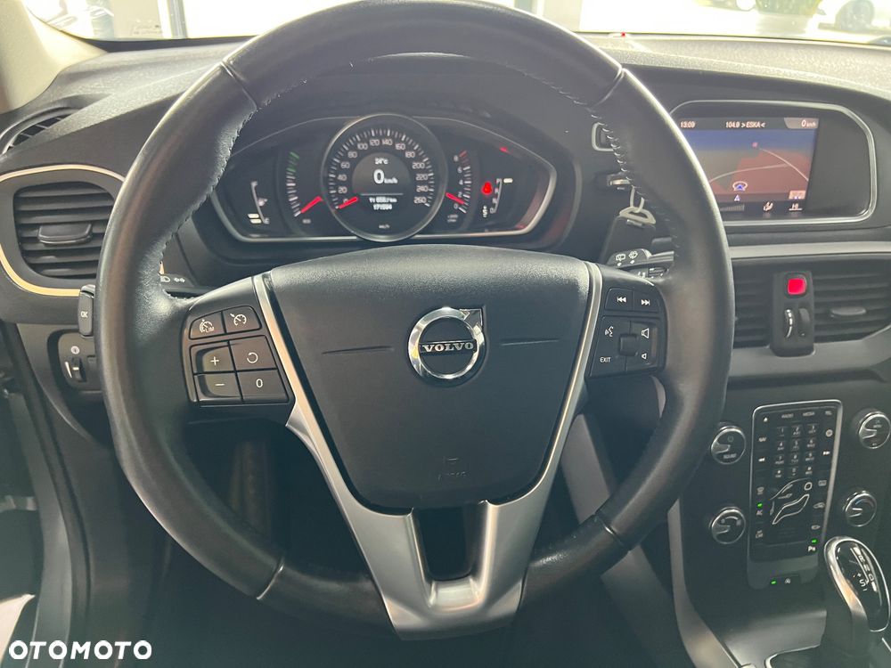 Volvo V40 - 13
