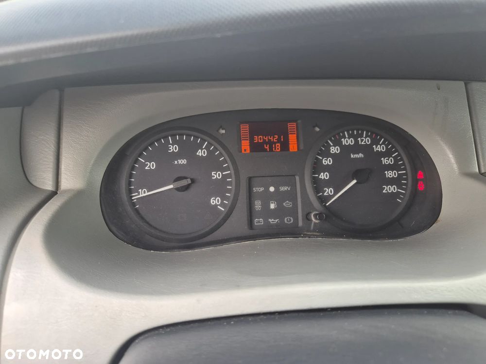 Renault Trafic - 9