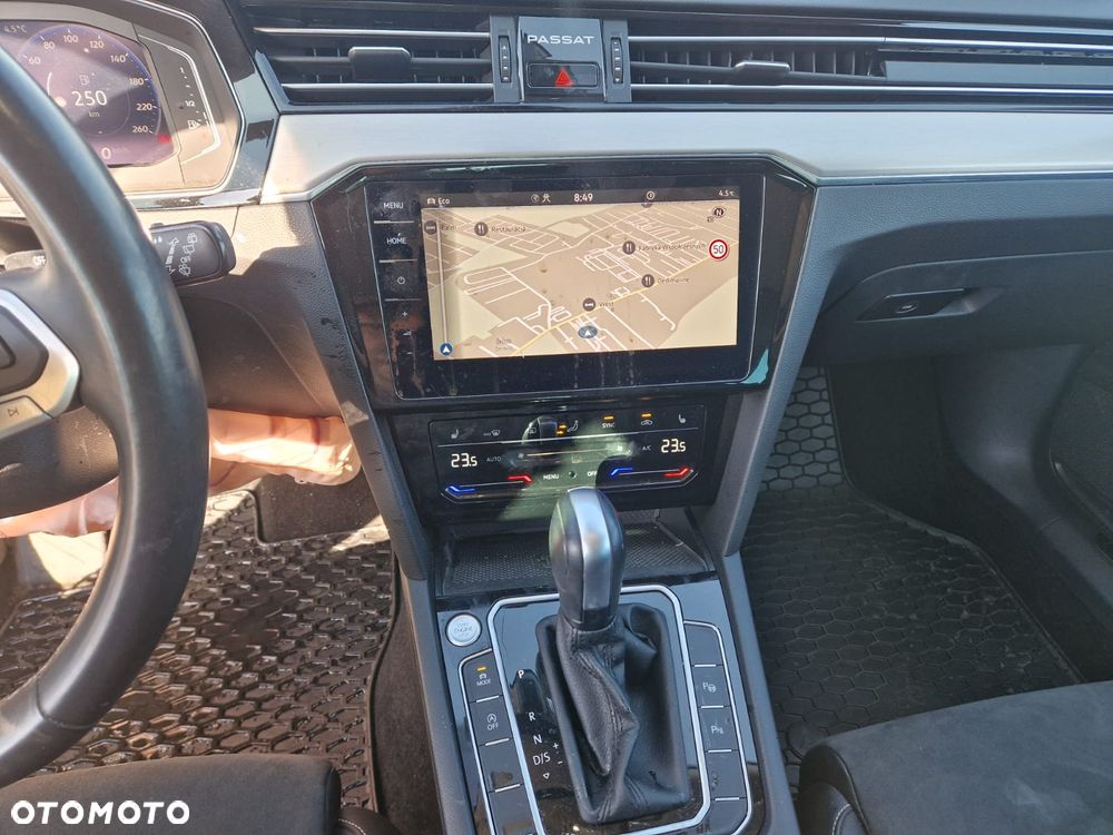 Volkswagen Passat 2.0 TSI 4Mot Elegance DSG - 16