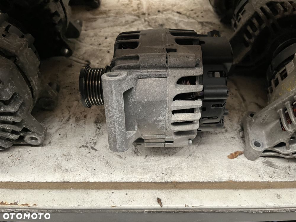 Alternator 1.6 THP (2) Citroen Peugeot 9678731280 - 2