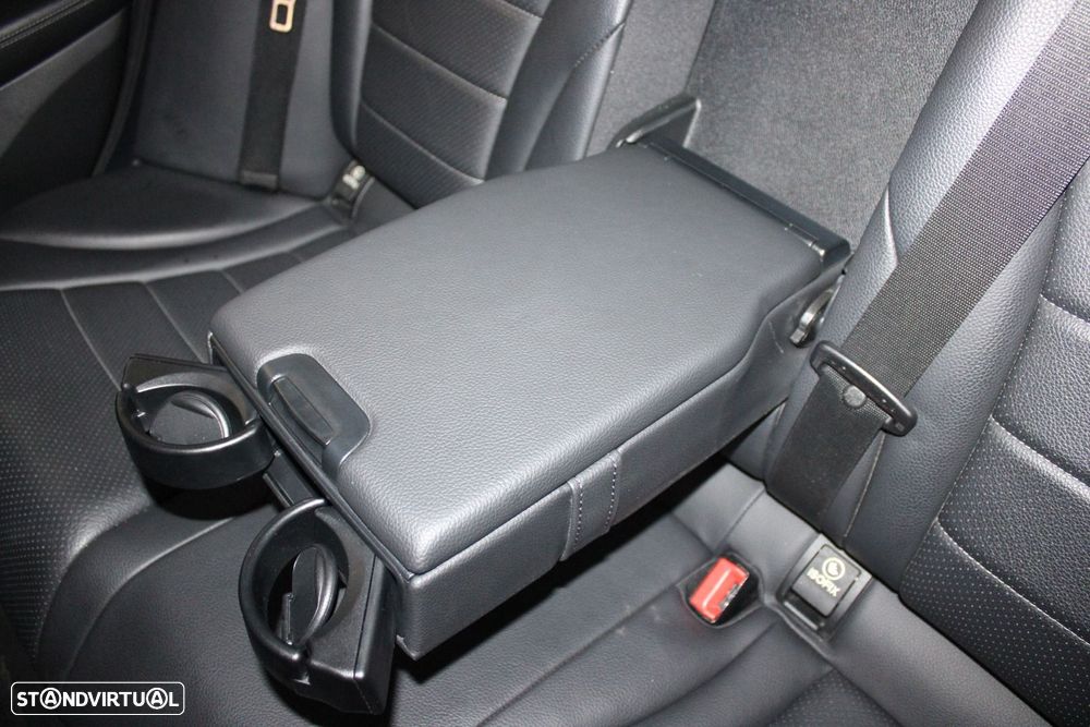 Mercedes-Benz c-200 d AMG Line Aut. - 33