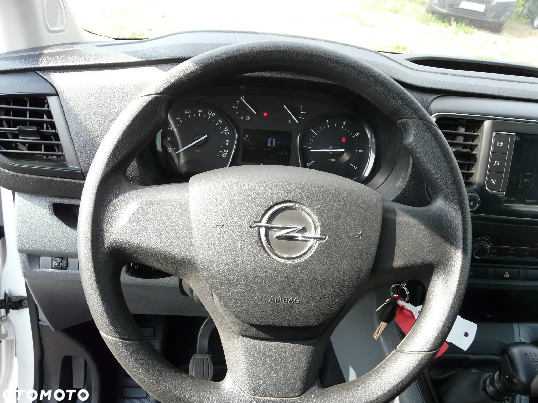 Opel Vivaro Odpowiednik Peugeot Expert - 9