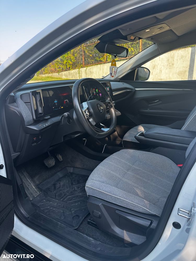Renault Megane EV40 standard charge equilibre - 14